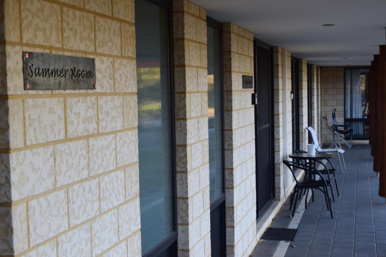 Eagle Bay House Bed & Breakfast Dunsborough Exterior foto